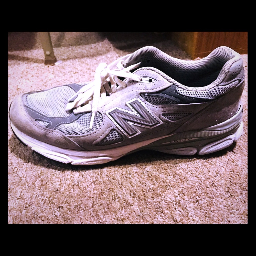 New Balance 990 v3